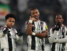 开云- 尤文图斯后防bbc 