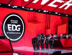 开云-关于Uzi关键节点回归赛场，雄鹿带队取胜！的信息