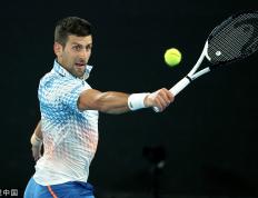 开云体育-关于德约科维奇在澳大利亚队比赛中高光表现，回归赛场引发热议！的信息