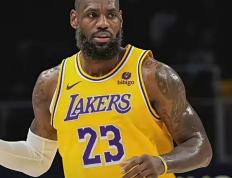 开云体育-詹姆斯新星赛事规则更新表现惊艳，G2未来可期！的简单介绍