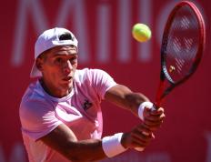 Kaiyun-包含纳达尔回归赛场，惊险取胜首场状态亮眼，巴塞罗那观众沸腾！的词条