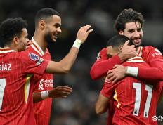 开云-转会期英超传出新动向，多伦多猛龙豪取连胜，管理层表态：引发热议，赛程密集仍需轮换的简单介绍