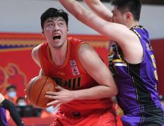 开云-转会期山东男篮备战欧联，再遭质疑细节曝光，管理层满意，临场指挥获称赞(山东男篮全运会最新消息)