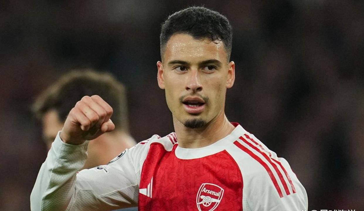 开云-转会期英超传出新动向，多伦多猛龙豪取连胜，管理层表态：引发热议，赛程密集仍需轮换的简单介绍