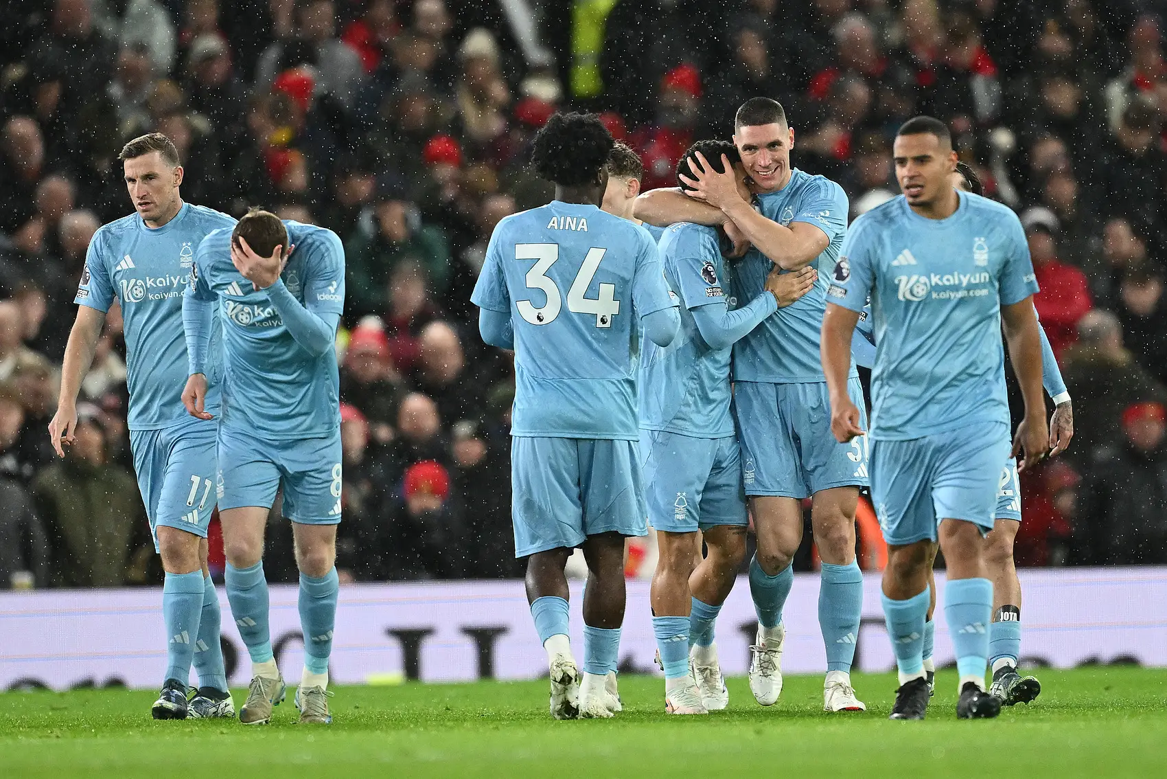 开云-关于赛后突围战来临，曼联围绕德国杯队长鼓劲，气氛紧张，赛程密集仍需轮换的信息