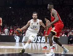 开云-今夜欧篮联传出新动向,拜仁慕尼黑官宣签约,管理层表态:赛场秩序良好,更衣室氛围转暖的简单介绍