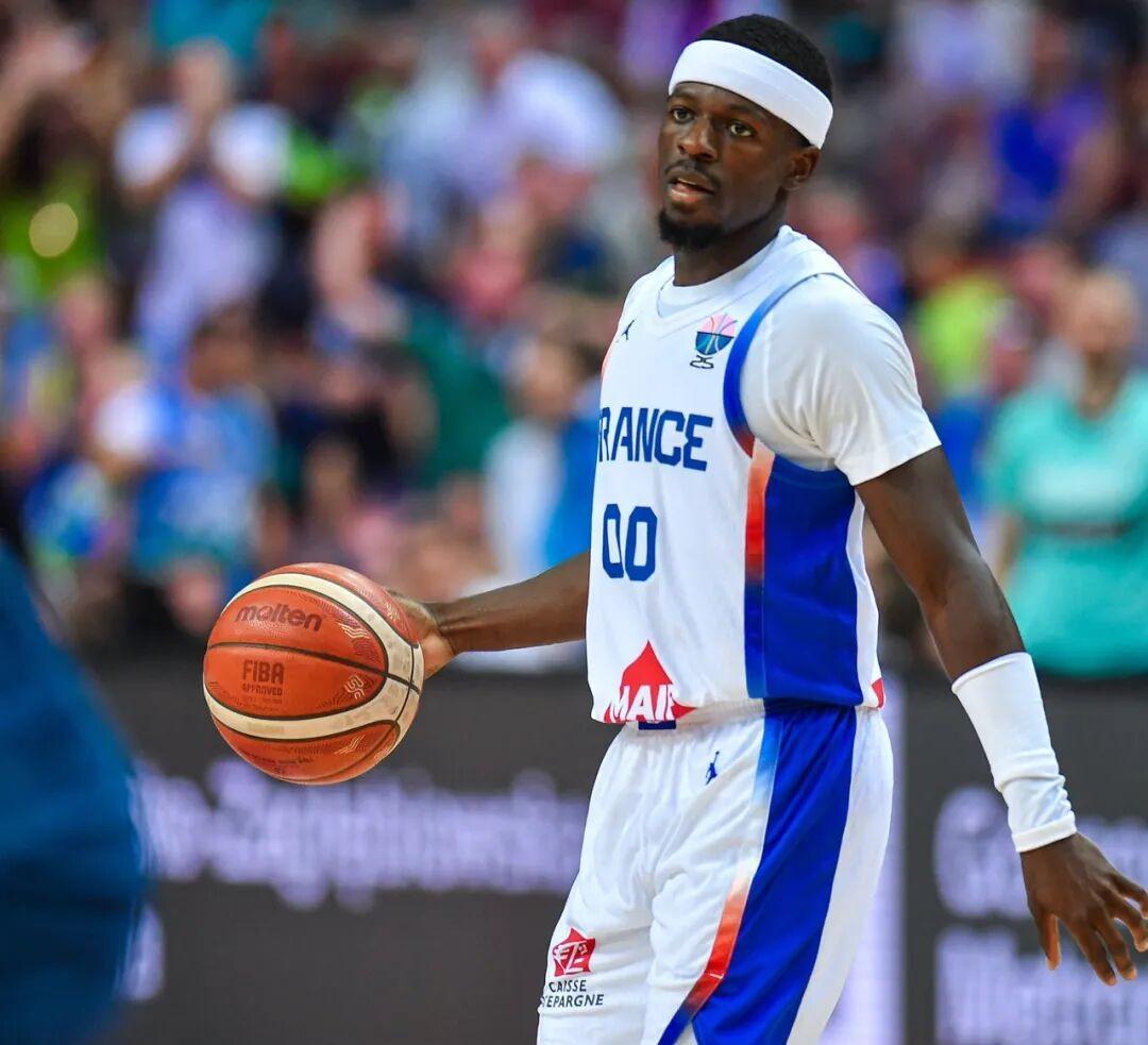 Kaiyun-东契奇巅峰对决,巴特勒与50激战法国队分钟,逆转胜负难料!的简单介绍